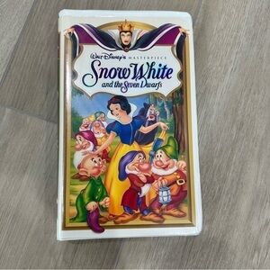 Walt Disney Masterpiece Collection  Snow White Seven Dwarfs VHS 1524 tape RARE